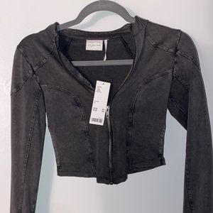 NWT UO zip up